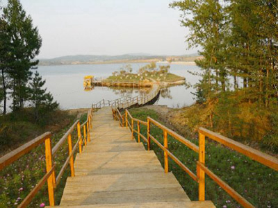 Уезд Дунляо, Цзиньчжоу, р-н экологического туризма и отдыха у озера Цилуху
