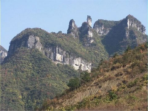 Живописный район горы Дагушань – достопримечательность категории AA государственного уровня. 
