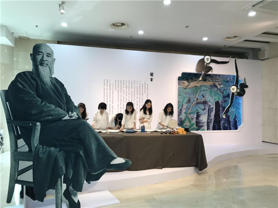 В китайском музее Санься города Чунцин открылась выставка «Безграничный и бесконечный мир  произведения живописи Чжан Дацяна периода Антияпонской войны»