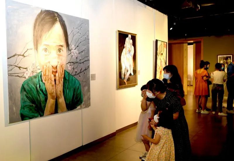 Безграничная любовь – Цзилиньская тематическая выставка картин и фотографий о борьбе с эпидемией
