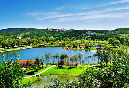 Jingyuetan National Forest Park, one of the 'top 10 attractions in Jilin, China' by China.org.cn.
